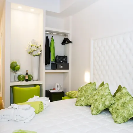 Domus Spagna Frattina 4*