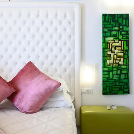 Domus Spagna Frattina Vendégház