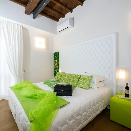 Vendégház Domus Spagna Frattina 4*