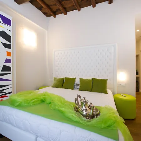 Vendégház Domus Spagna Frattina 4*