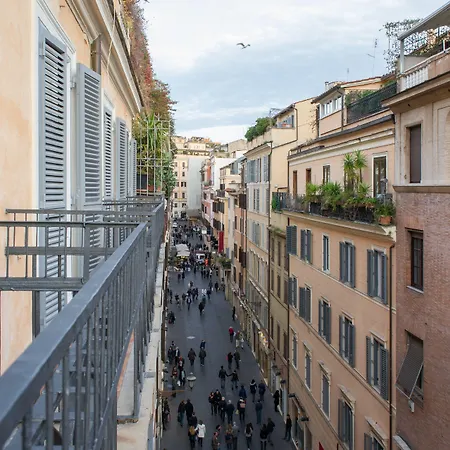 Domus Spagna Frattina 4*