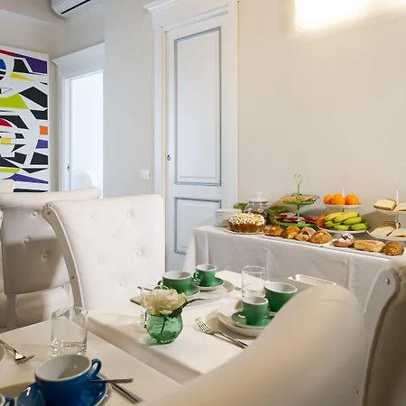 Domus Spagna Frattina 4*