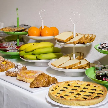 Domus Spagna Frattina Vendégház Róma