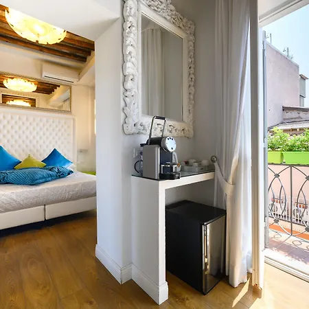 Domus Spagna Frattina 4*