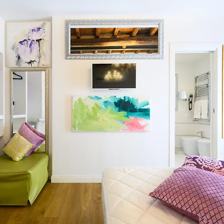 Domus Spagna Frattina 4*