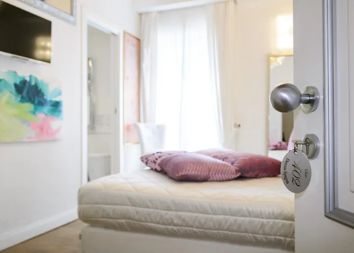 Domus Spagna Frattina 4*