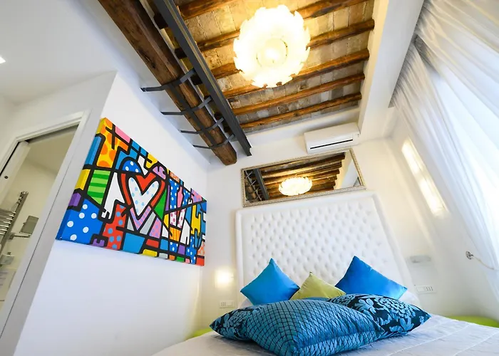 Domus Spagna Frattina Guest house 4*