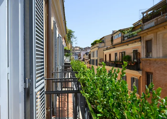 Guest house Domus Spagna Frattina 4*