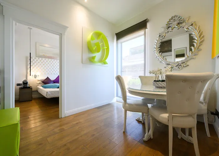 Domus Spagna Frattina 4*